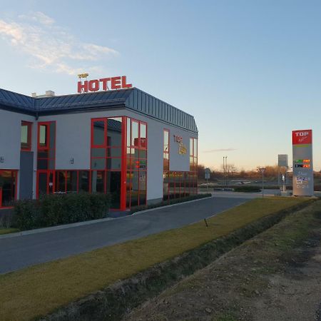 Top Hotel Vertesszolos Εξωτερικό φωτογραφία